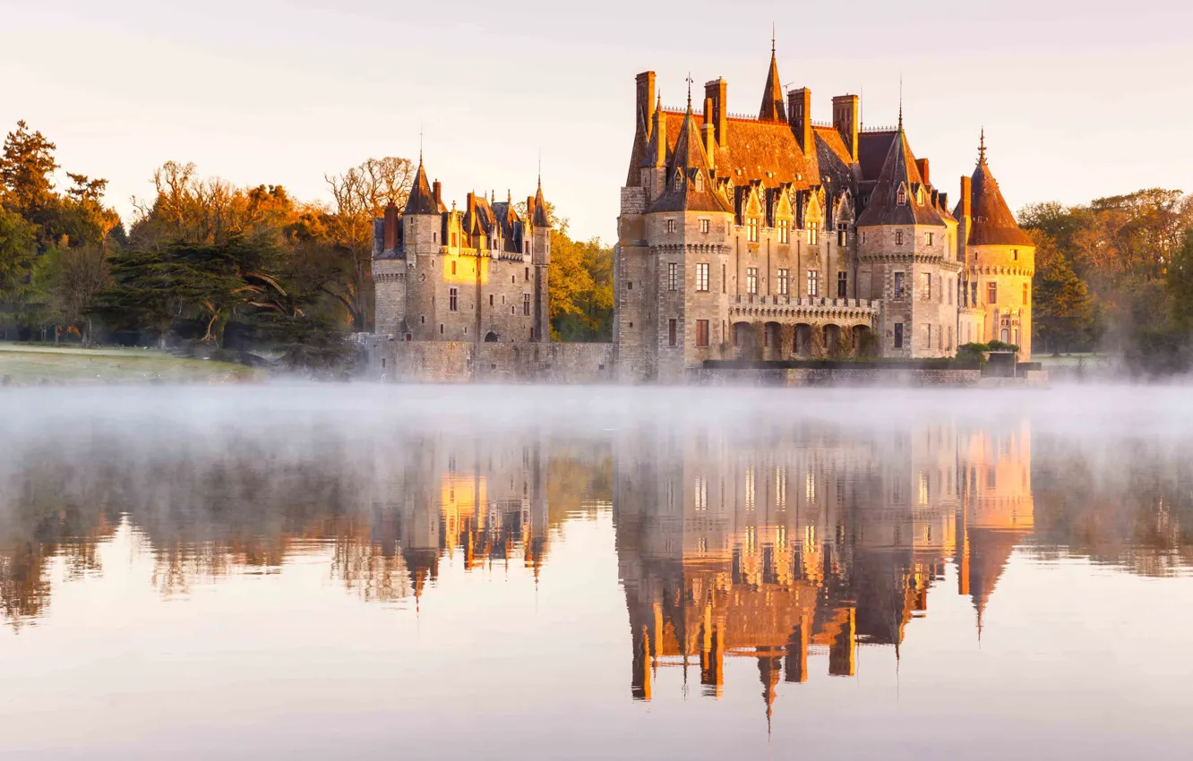 Фото обои озеро, отражение, замок, Франция, Миссийак, Château de la Bretesche