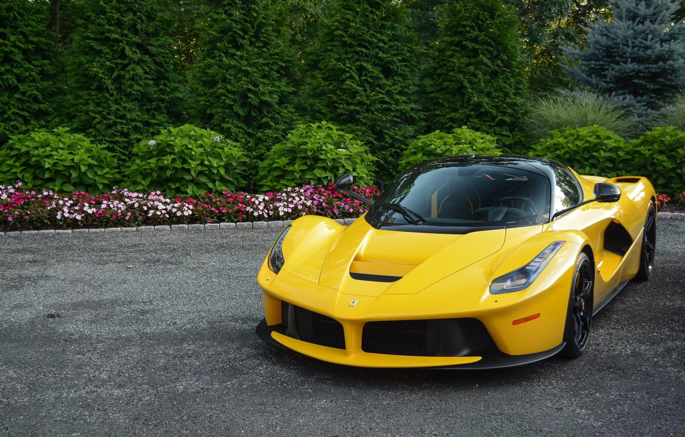 Фото обои Black, Yellow, LaFerrari