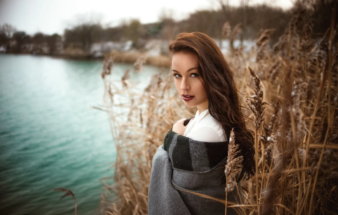 Фото обои Girl, Light, Beautiful, Brunette, Model, Winter, Black, Female