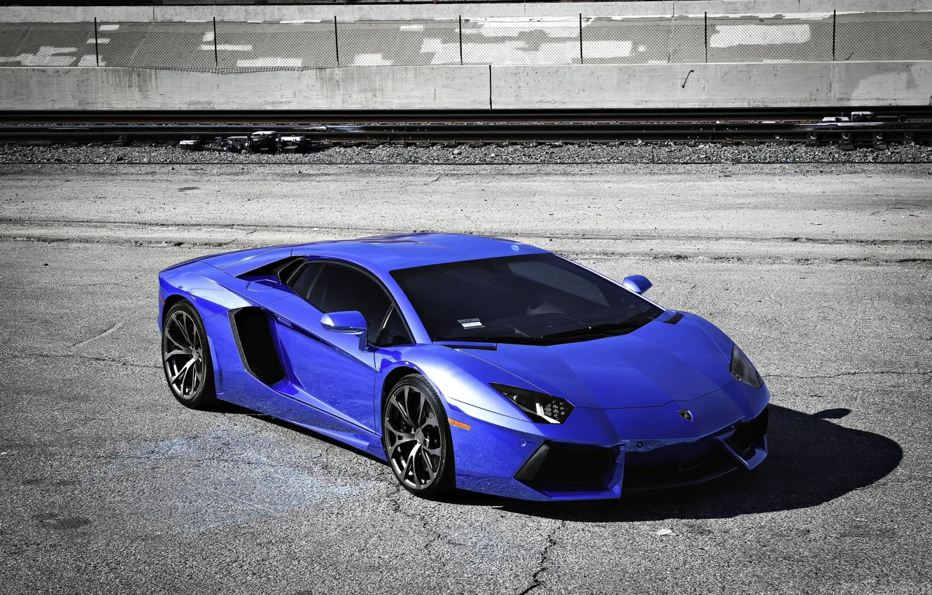 Фото обои синий, тень, железная дорога, lamborghini, blue, aventador, lp700-4, ламборгини