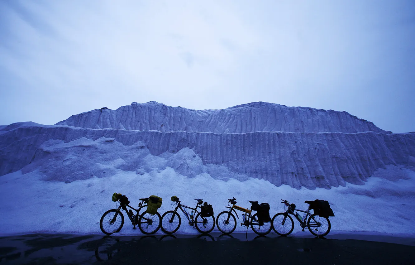 Фото обои снег, пейзаж, велосипеды