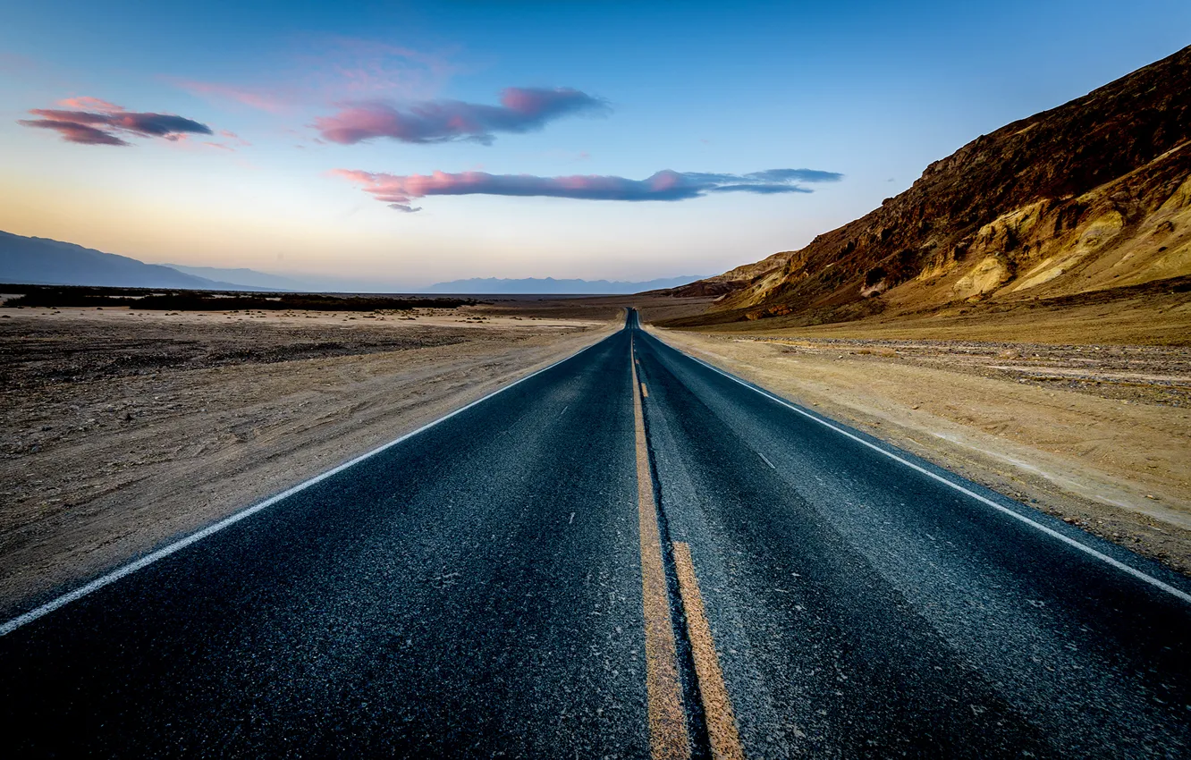 Фото обои rock, road, desert, sunset, mountain, sand, dusk, highway