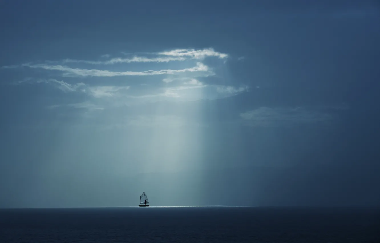Фото обои море, небо, лучи, яхта, sky, sea, rays, yacht