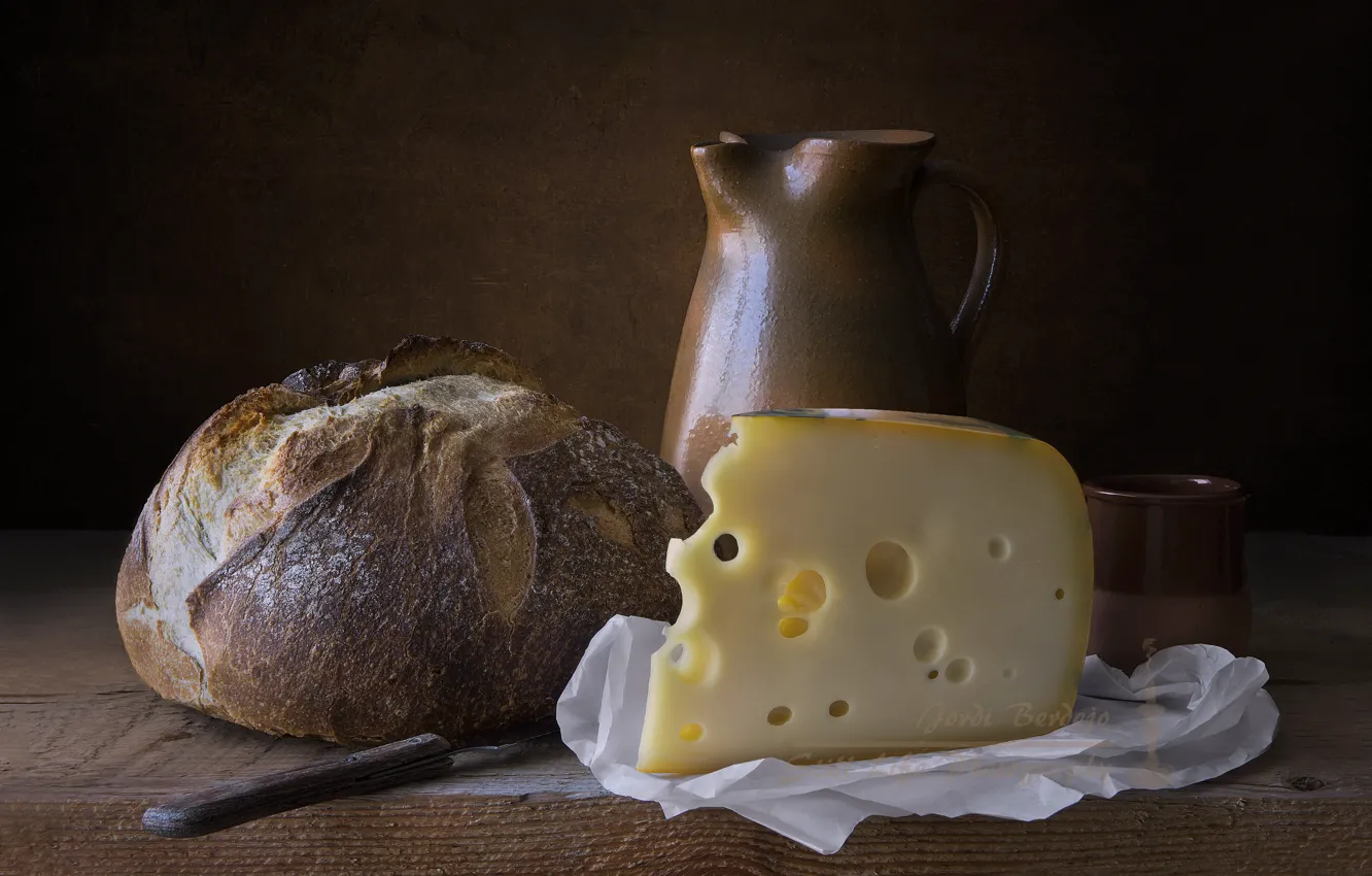 Фото обои сыр, хлеб, кувшин, натюрморт