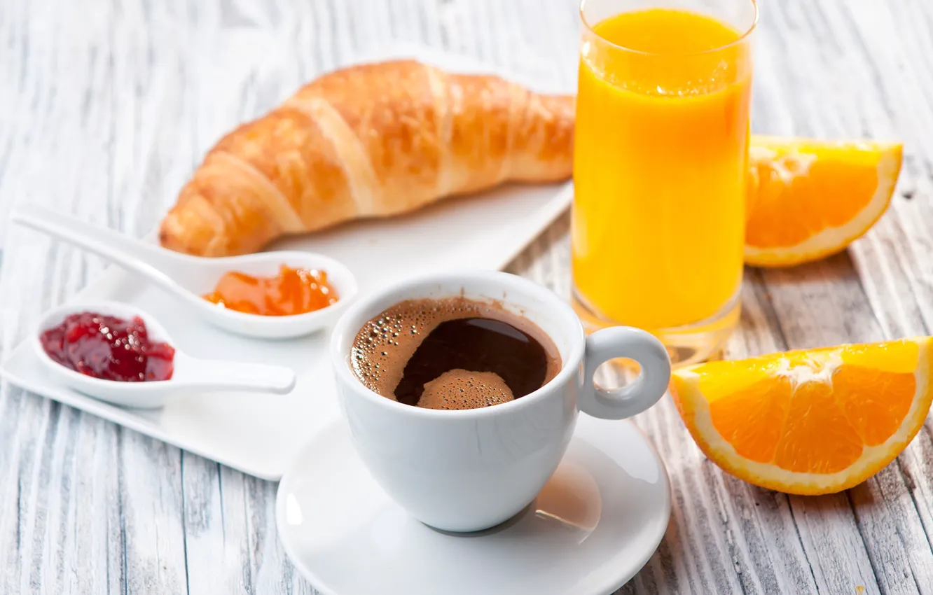 Фото обои кофе, апельсины, сок, джем, круассаны