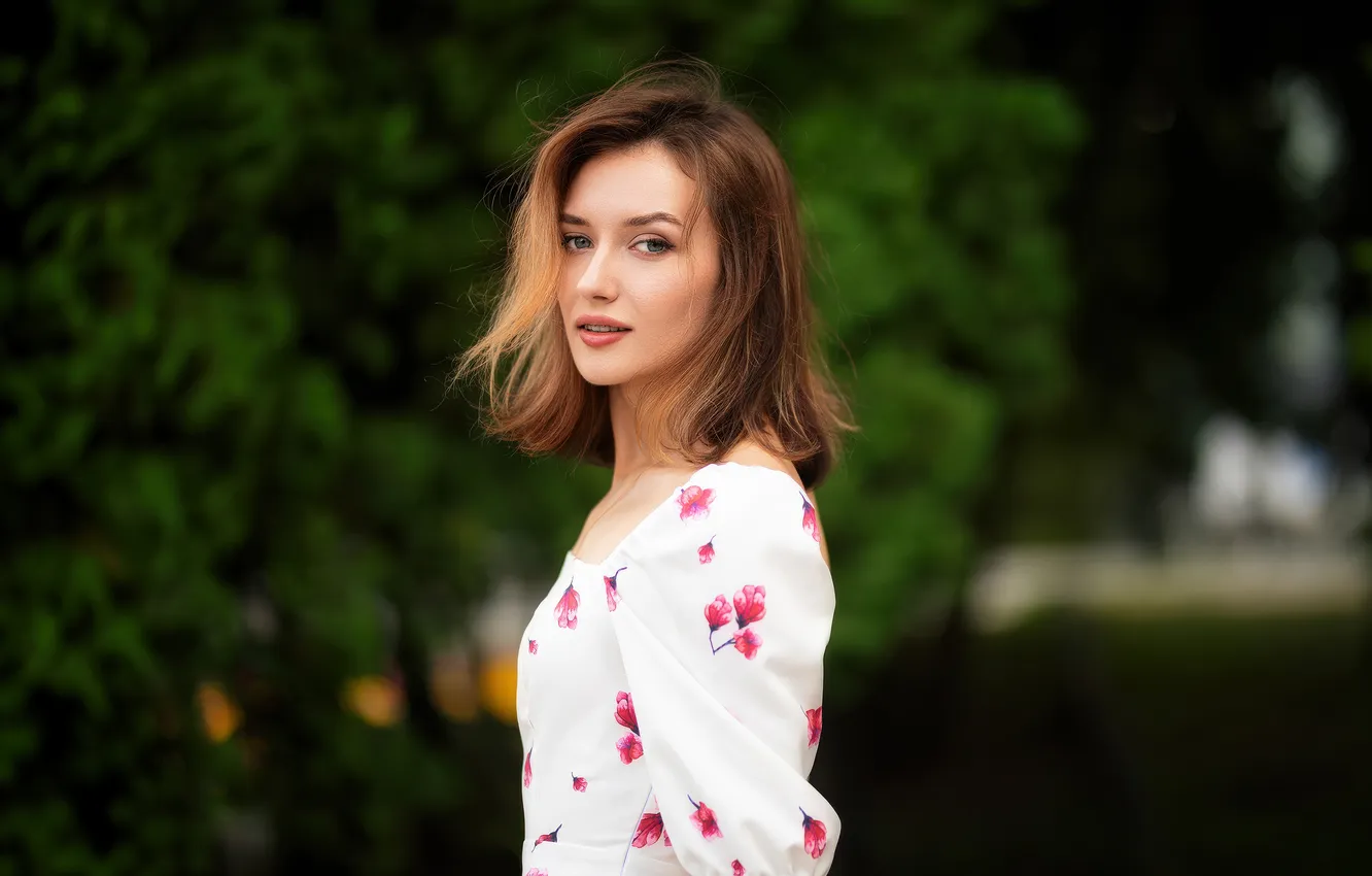 Фото обои girl, beautiful, sweet, look