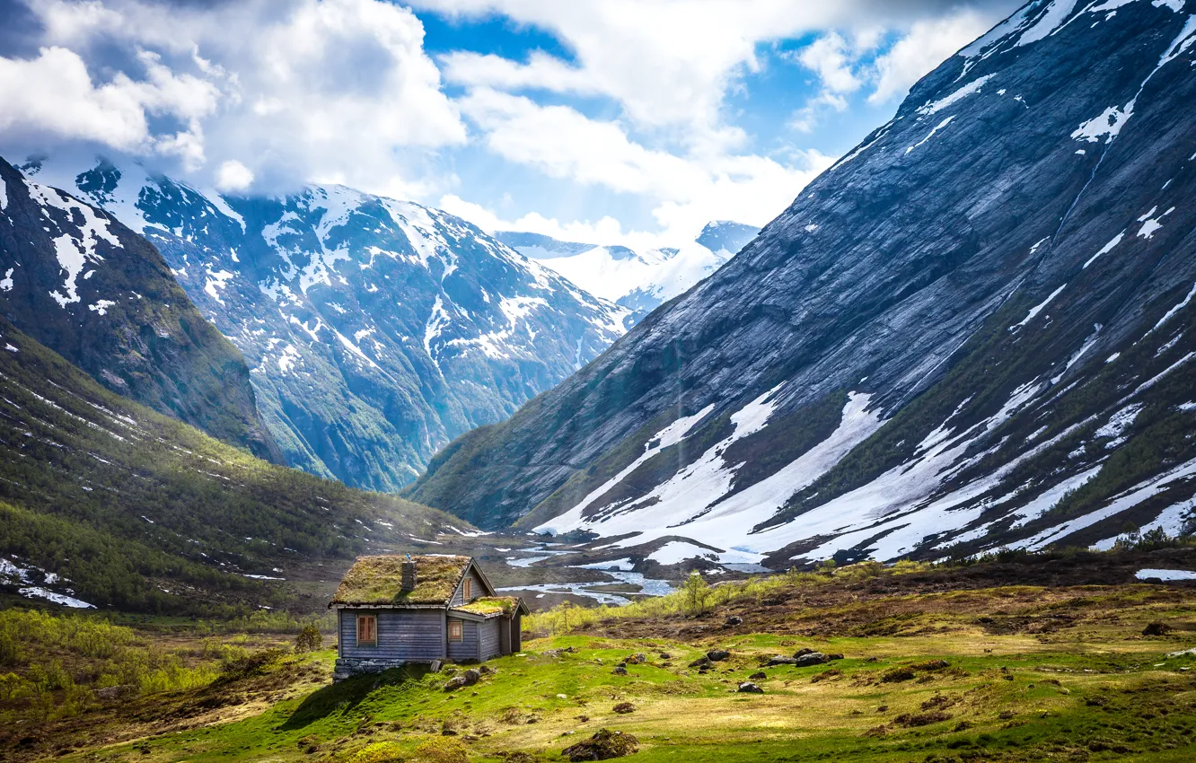 Фото обои снег, горы, равнина, домик, Norway