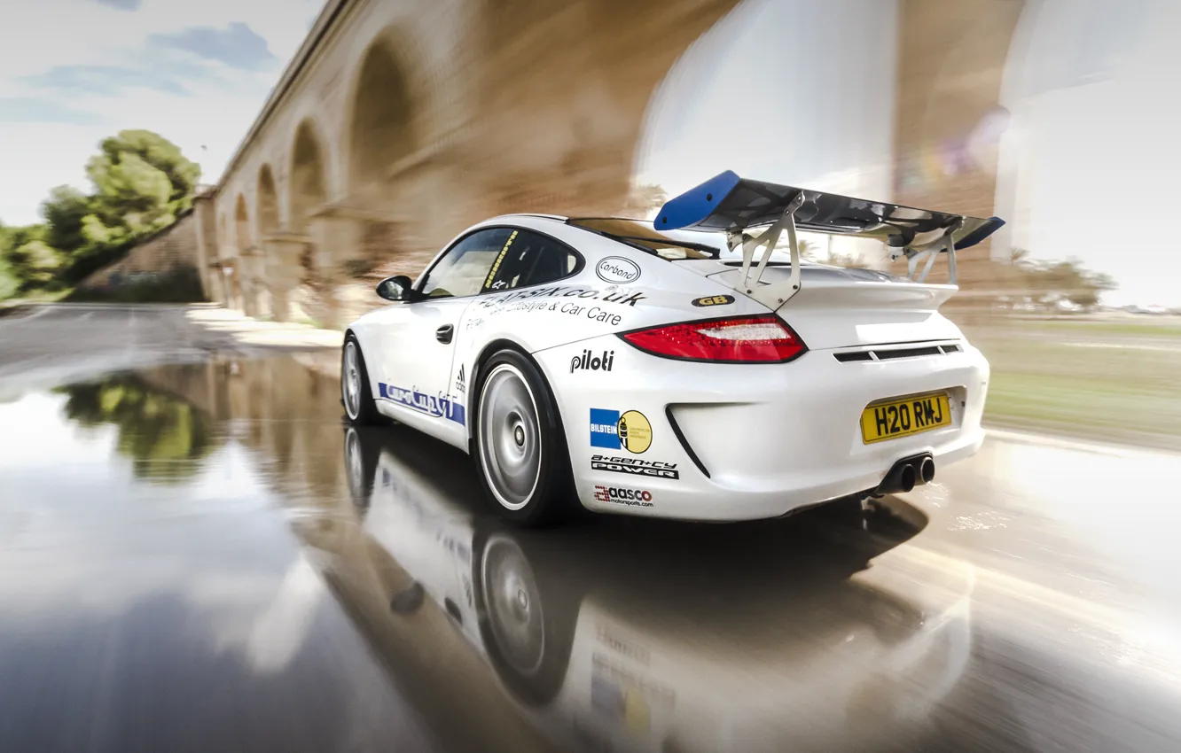 Фото обои отражение, скорость, 997, Porsche, white, спорткар, порше, Carrera S