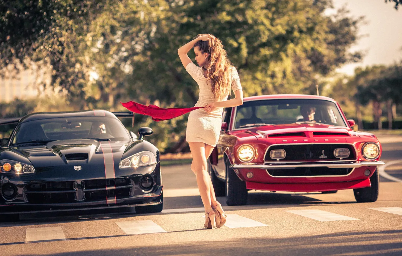 Фото обои девушка, Mustang, Ford, Модель, флаг, Dodge, red, мускул кар