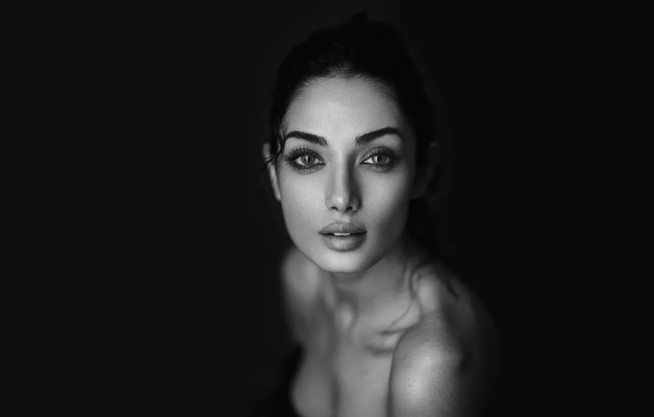 Фото обои girl, hot, sexy, eyes, smile, beautiful, figure, model