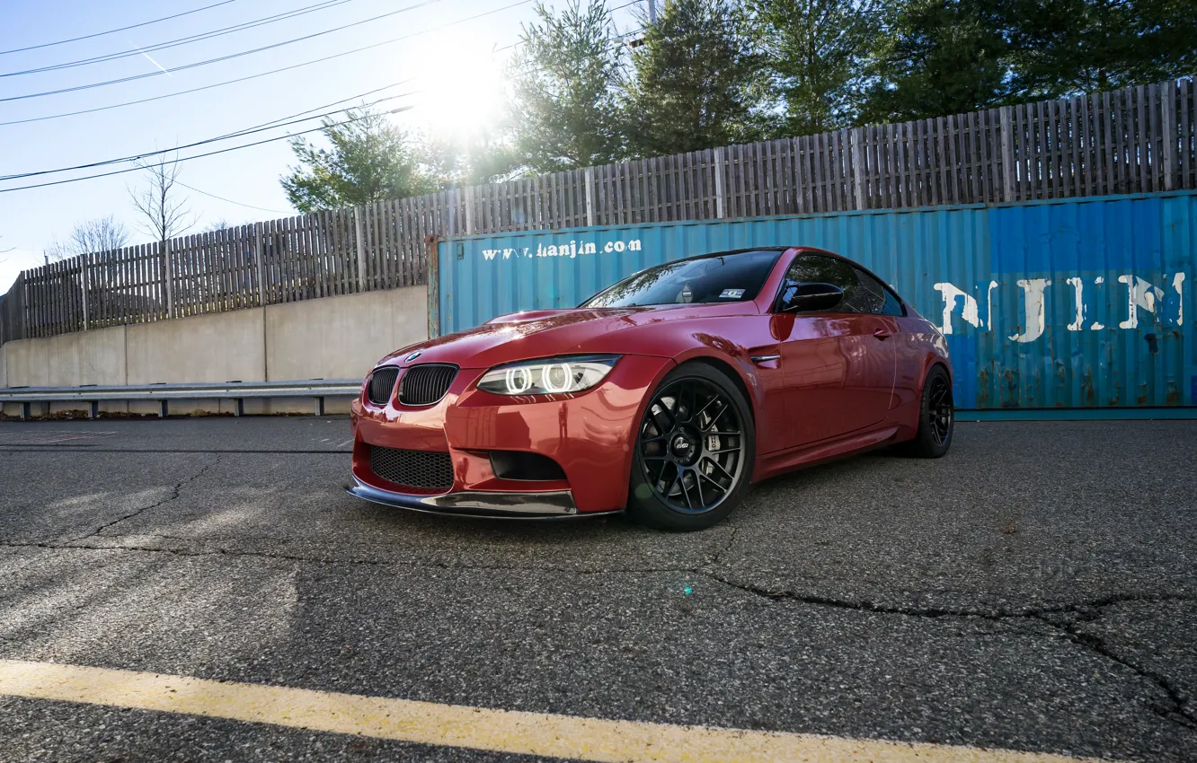 Фото обои bmw, red, sun, e92, m3