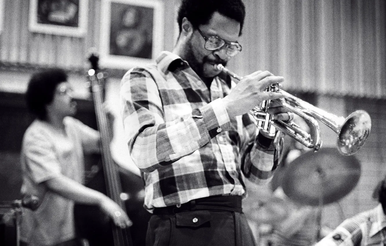 Фото обои музыка, джаз, труба, музыканты, бас, джазовые музыканты, Woody Shaw, Rufus Reid
