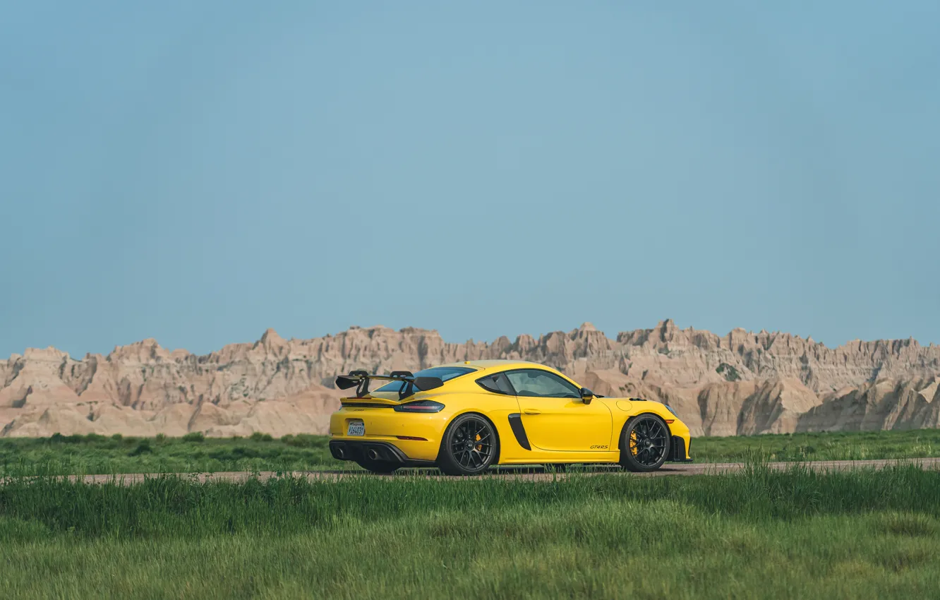 Фото обои Porsche, Cayman, yellow, sports car, Weissach Package, 718, Porsche 718 Cayman GT4 RS