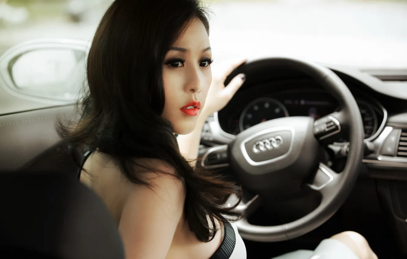 Фото обои машина, девушка, азиатка