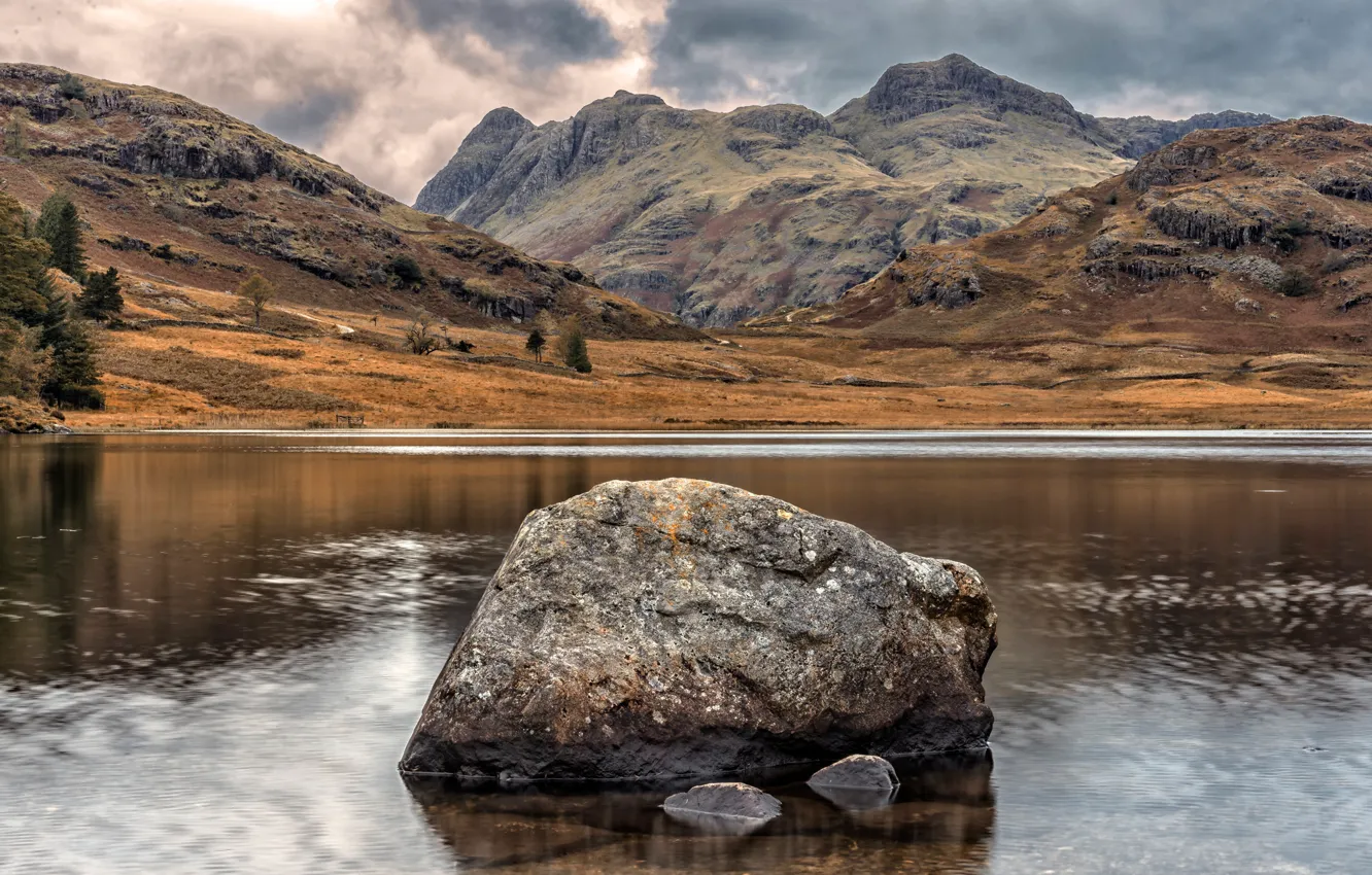 Фото обои горы, озеро, камни, Англия, Блея Тарн