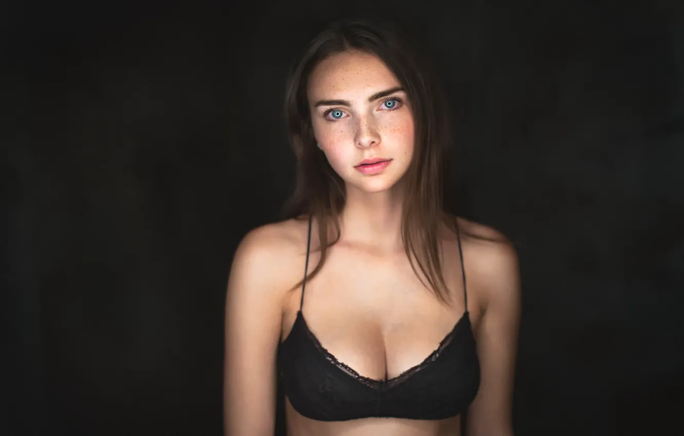 Фото обои декольте, веснушки, прелесть, The Photo Fiend, Ring Lights and LR Presets
