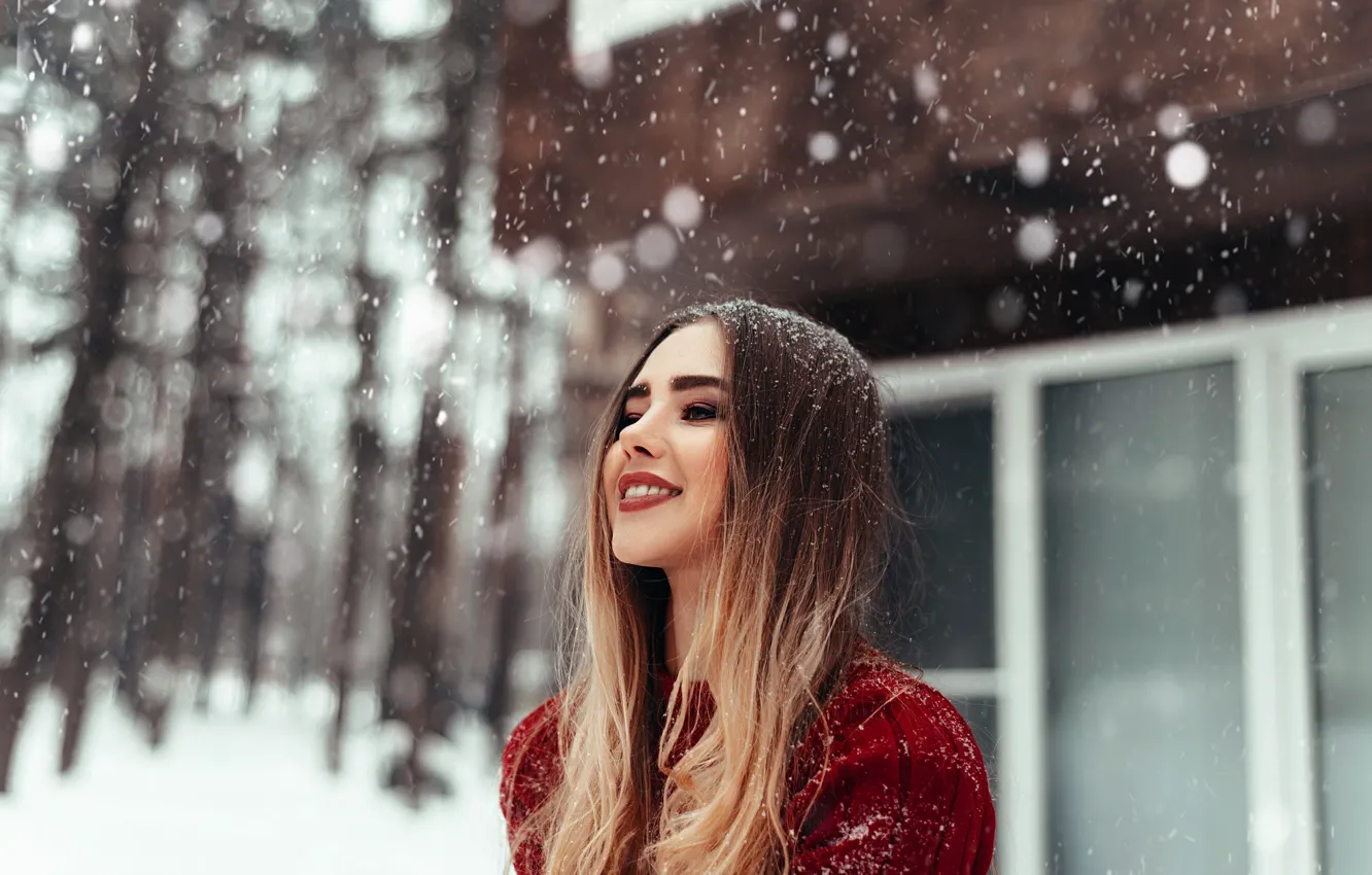 Фото обои зима, снег, улыбка, Девушка, Саша Руских, Елена Малеева