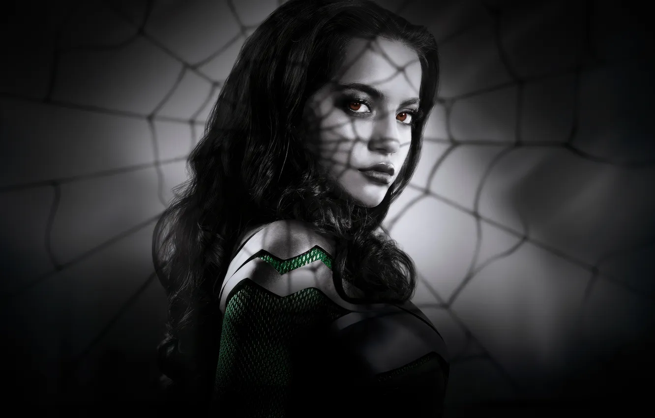 Фото обои взгляд, портрет, постер, Isabela Moner, Isabela Merced, Изабела Мерсед, Madame Web, Мадам Паутина