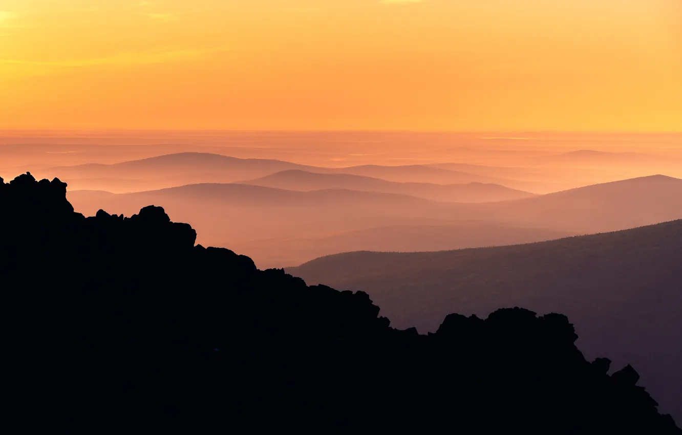 Фото обои clouds, mountain, sunlight, Daniil Silantev