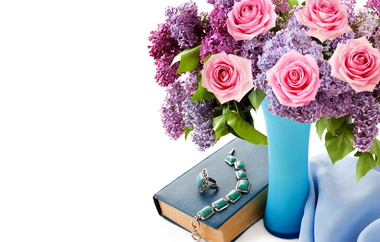Фото обои цветы, розы, букет, кольца, ожерелье, книга, колье, flowers