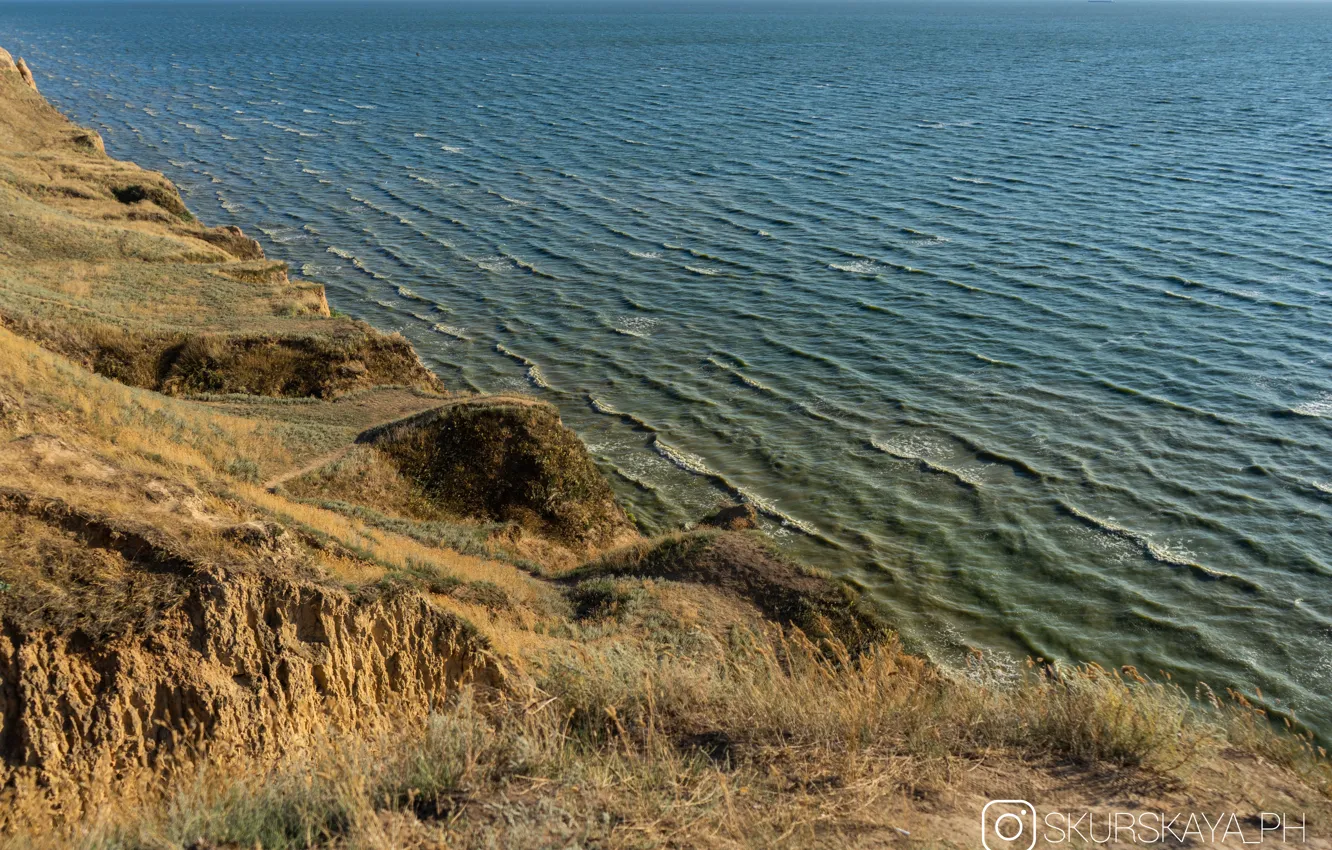 Херсонское море. Горы летом обои на рабочий стол. Обои для рабочего стола горы и озера.