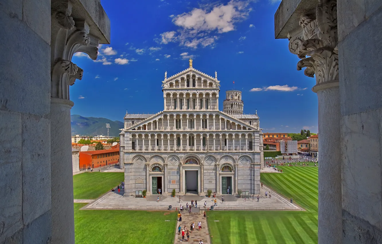 Фото обои башня, Италия, собор, Пиза, Тоскана, вид из баптистерия