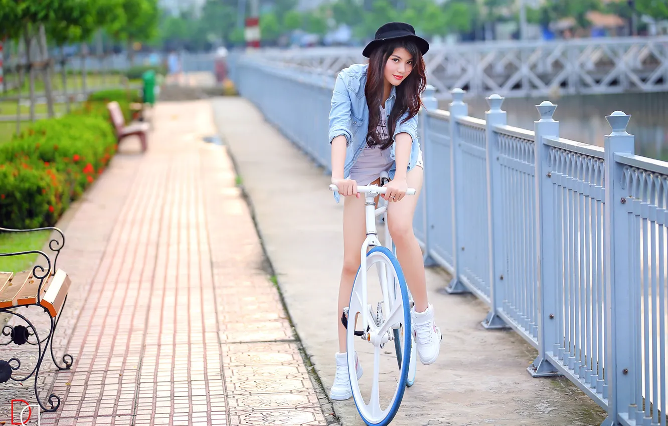 Фото обои девушка, велосипед, азиатка