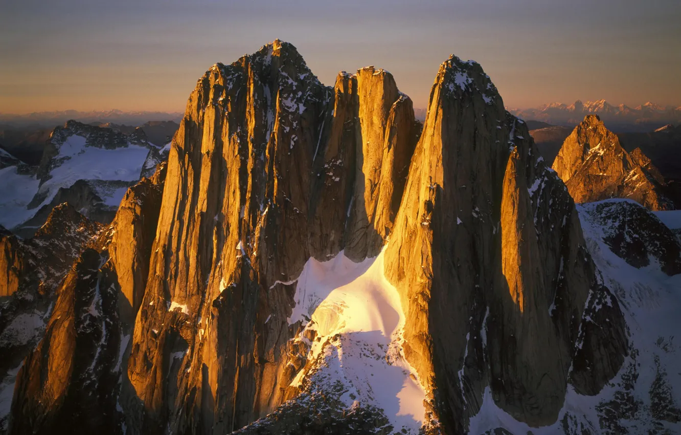 Фото обои небо, снег, закат, горы, природа, скалы, Канада, Британская Колумбия
