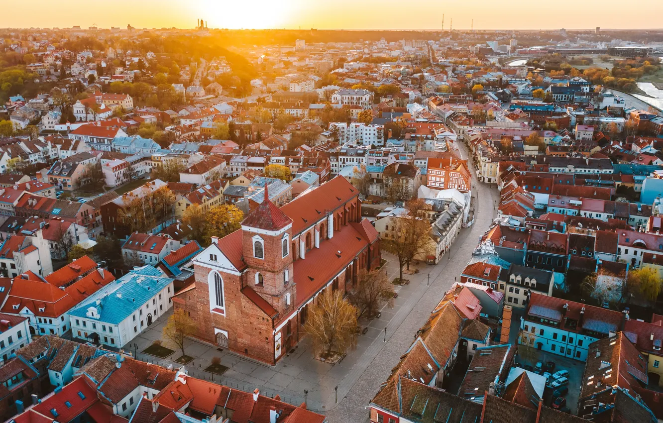 Фото обои sunrise, Lithuania, Kaunas old town
