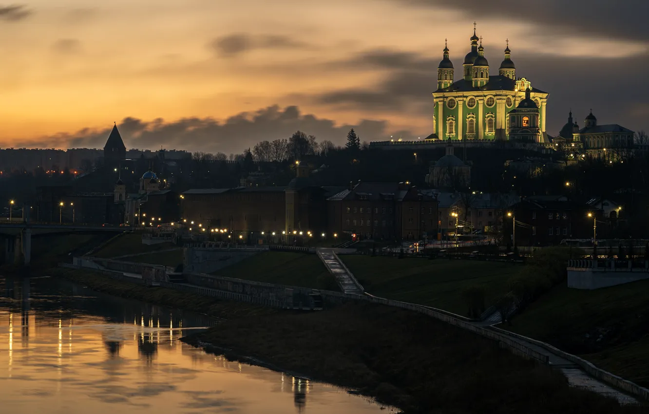 Фото обои ночь, город, река, Смоленск, Успенский Собор