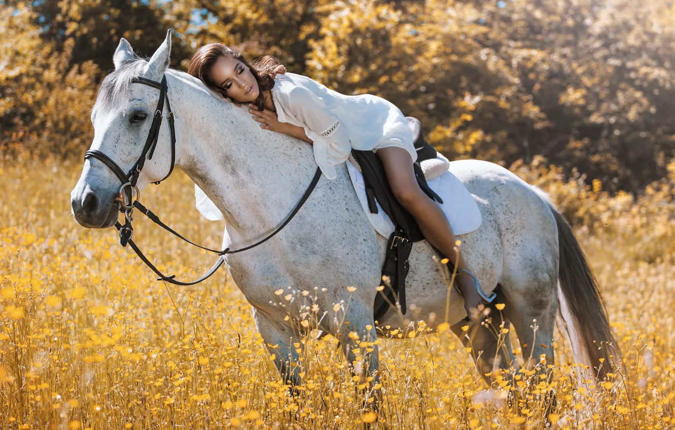Фото обои лето, девушка, цветы, природа, конь, лошадь, брюнетка