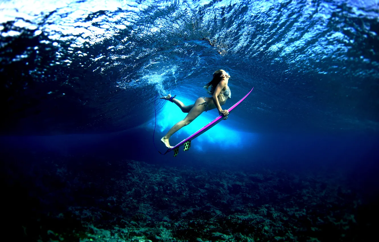 Фото обои вода, девушка, океан, спорт, серфинг, доска, surfing