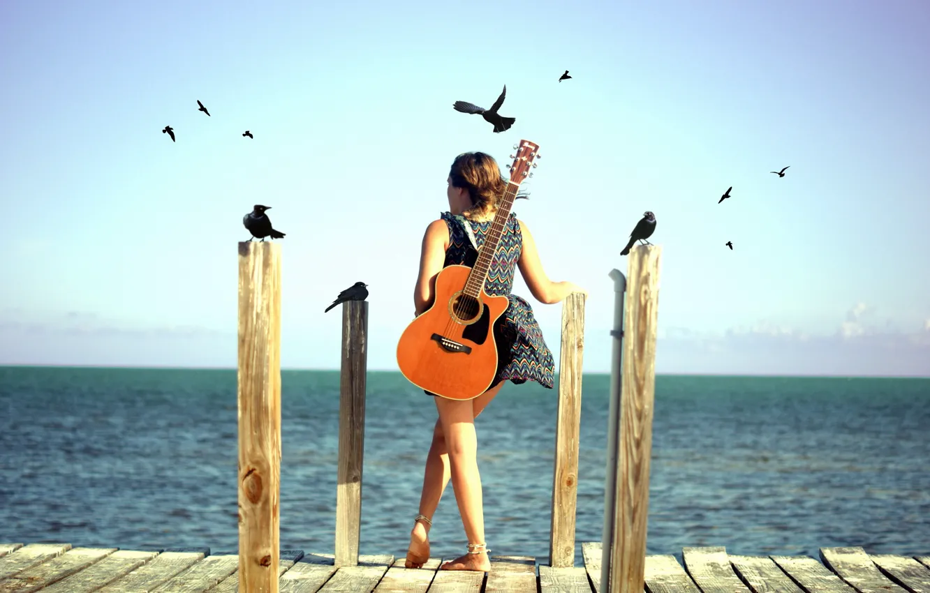 Фото обои море, девушка, птицы, настроение, гитара