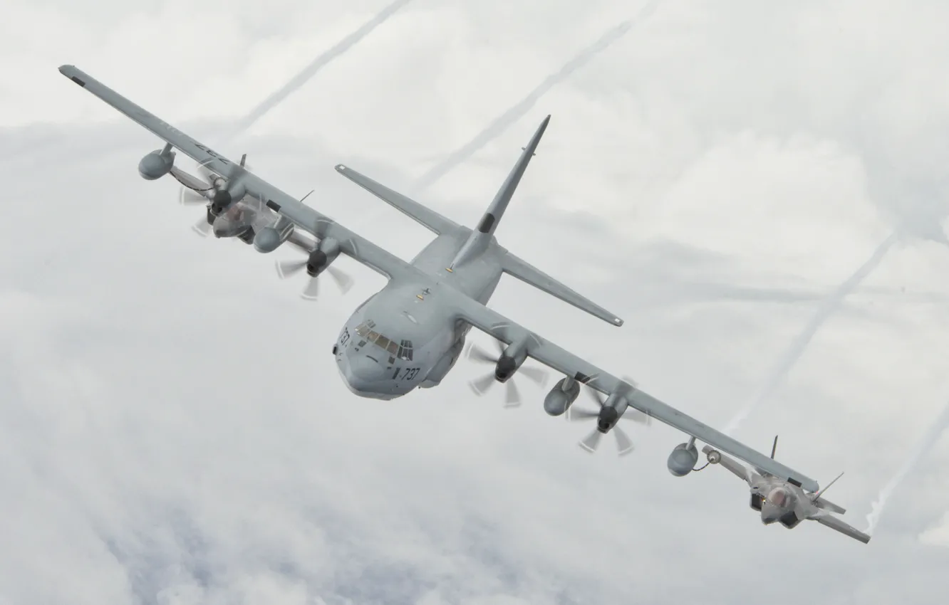 Фото обои небо, истребители, самолёт, военно-транспортный, F-35B, Super Hercules, C-130J