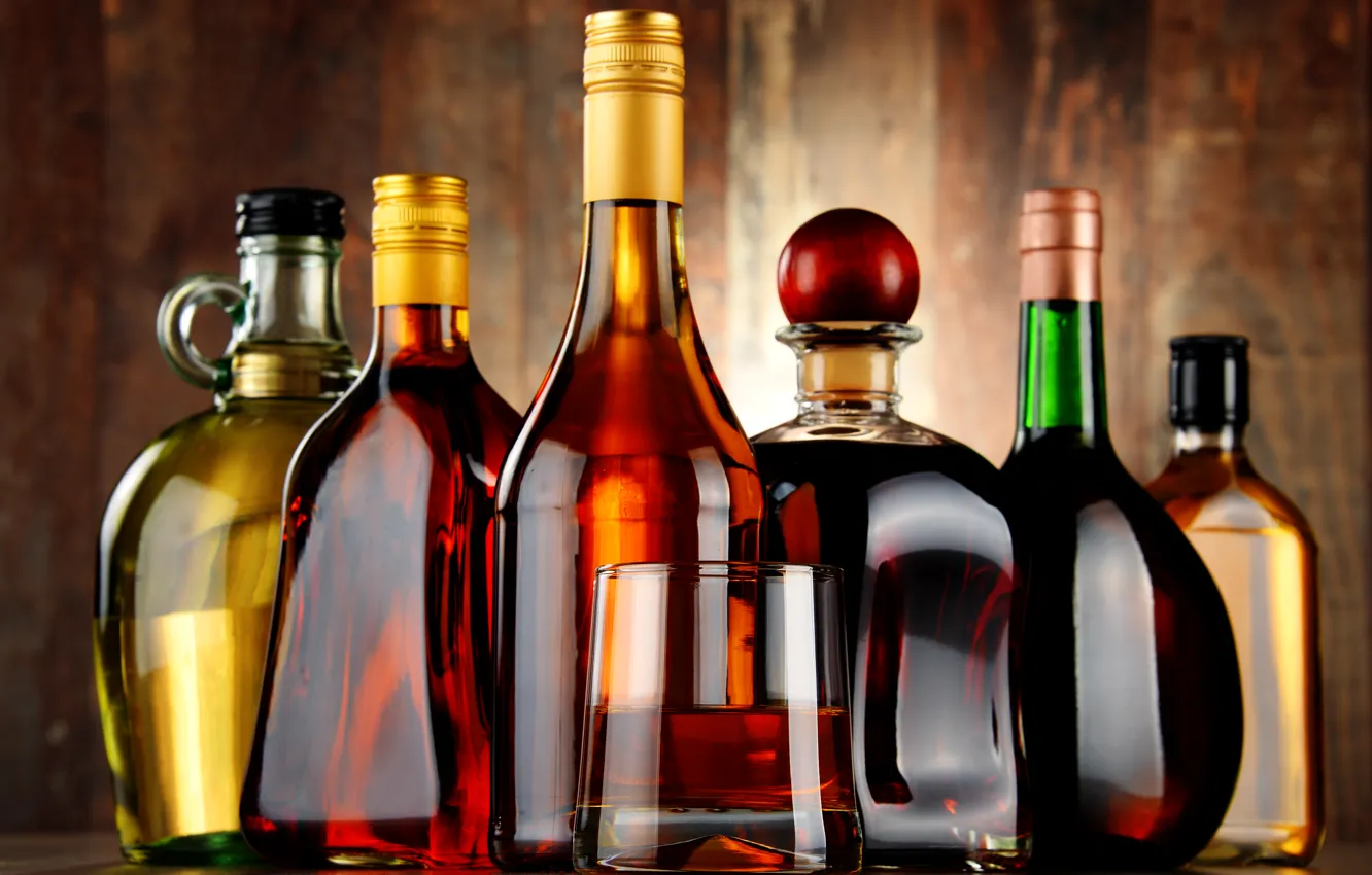 Фото обои стакан, алкоголь, форма, бутылки, напитки, разные