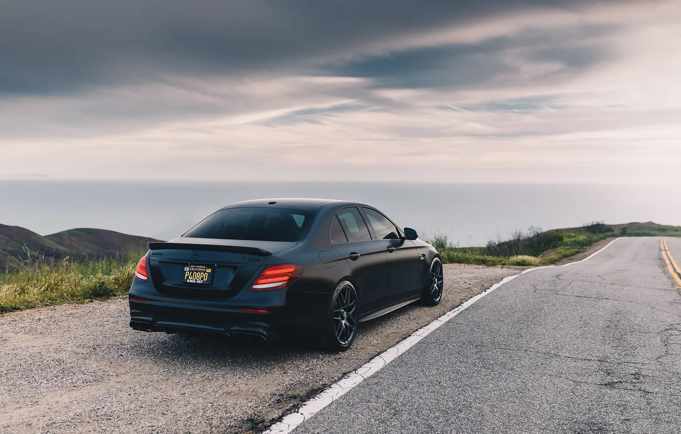 Фото обои Mercedes, W213, E63s