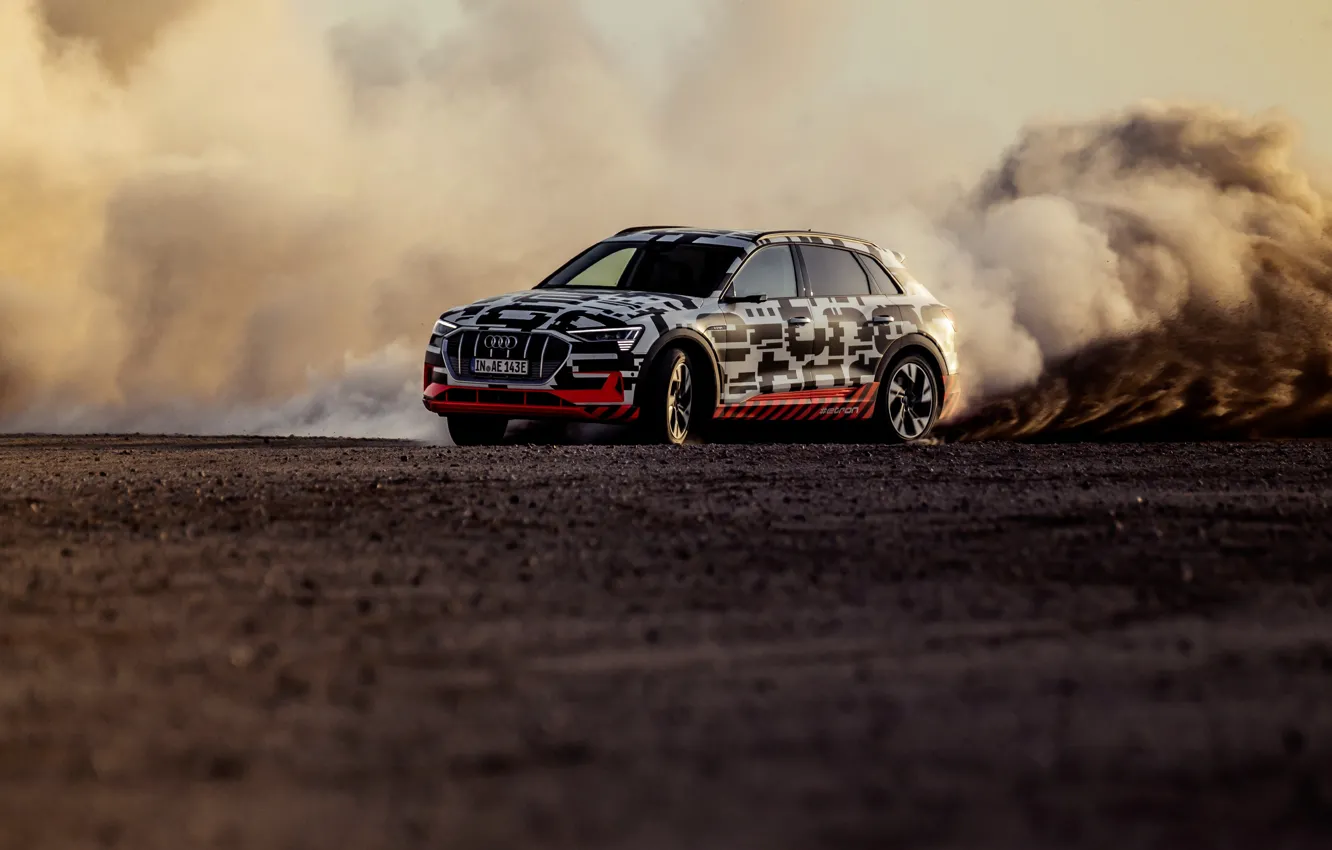 Фото обои песок, Audi, пыль, 2018, E-Tron Prototype