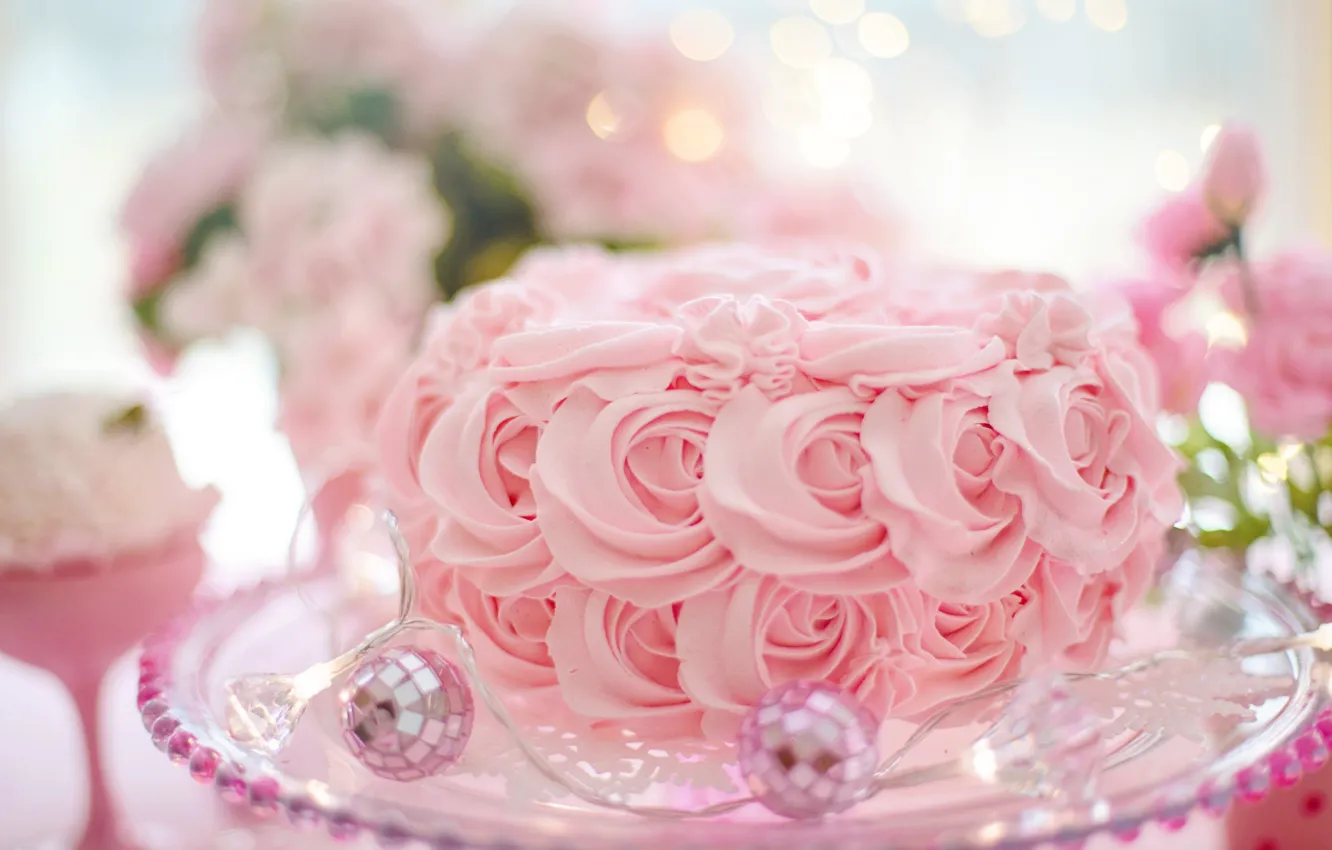 Фото обои розовый, шар, торт, гирлянда, cake, крем, pink, сладкое
