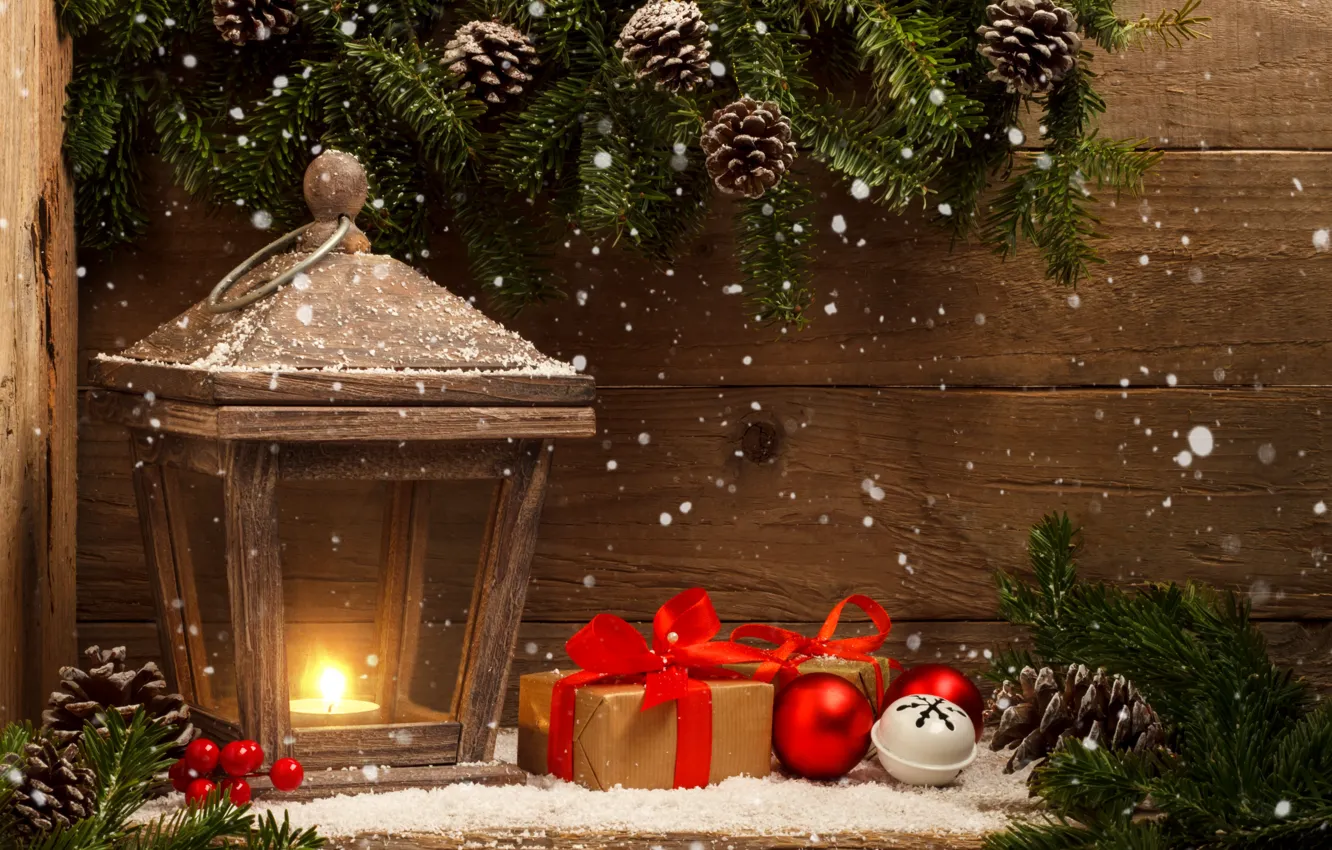 Фото обои снег, украшения, шары, Новый Год, Рождество, фонарь, подарки, Christmas