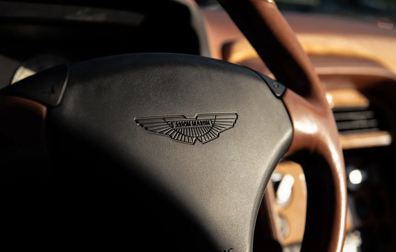 Фото обои Aston Martin, logo, steering wheel, DB7, Aston Martin DB7 GT