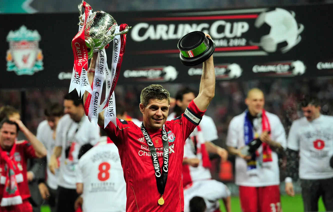 Фото обои Ливерпуль, футбольные обои 2012, Steven-Gerrard-Liverpool