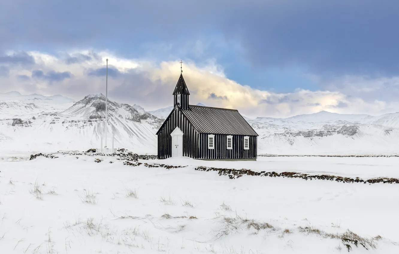 Фото обои Snæfellsnes Peninsula, Western Iceland, Budir Church