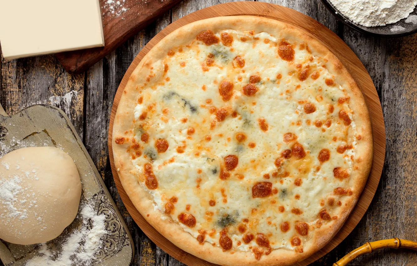 Фото обои сыр, выпечка, pizza, мука, тесто, 4 сыра, паицца