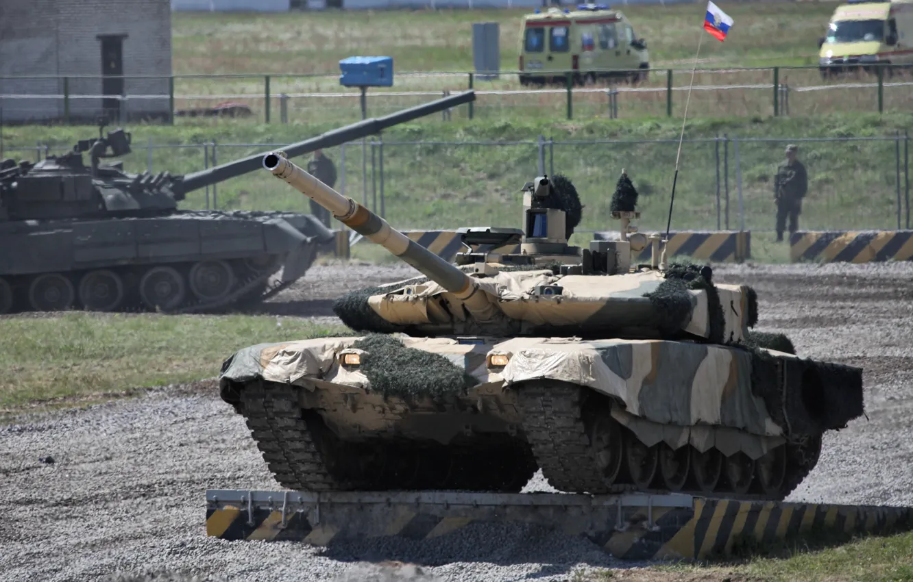 Фото обои полигон, ОБТ, Т-90 МС, УВЗ, оружие России, демонстрация боевой техники