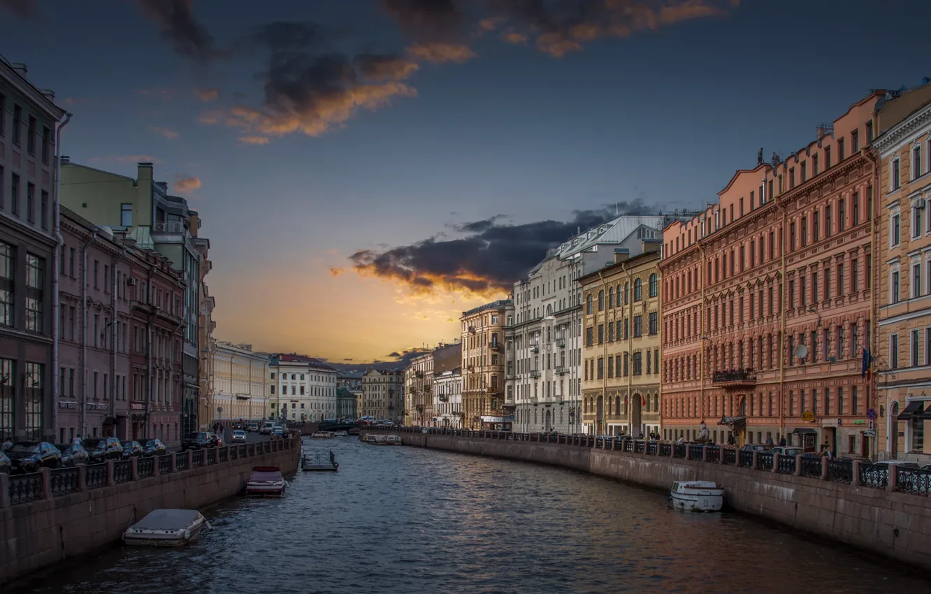 Фото обои река, здания, дома, Санкт-Петербург, Россия, катера, набережные, Река Мойка