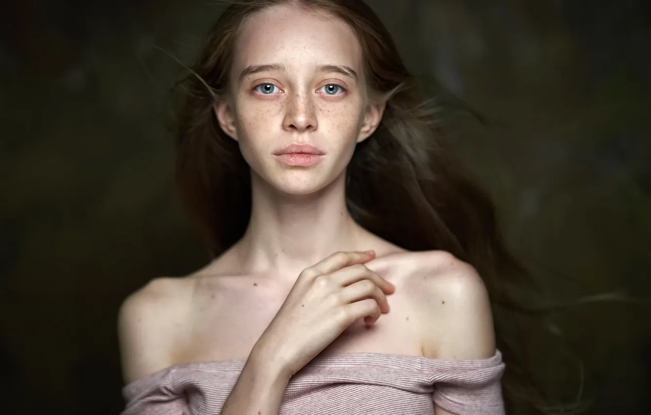 Фото обои портрет, веснушки, студия, Alexander Vinogradov
