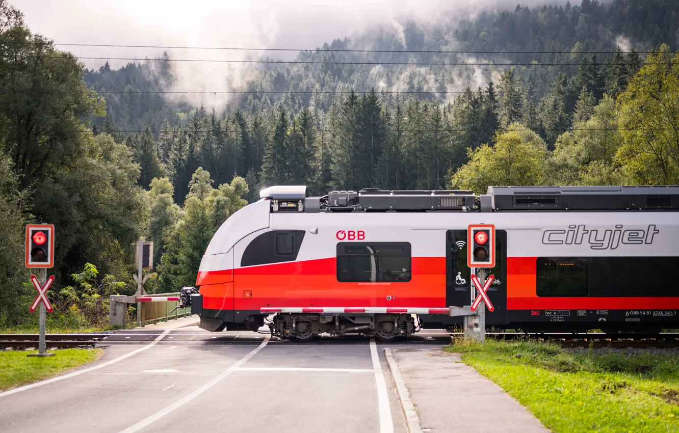 Фото обои Горы, Австрия, Поезд, Austria, Переезд, The north-eastern Tauernbahn, Северо-восточная линия Тауэрнбан, CityJet