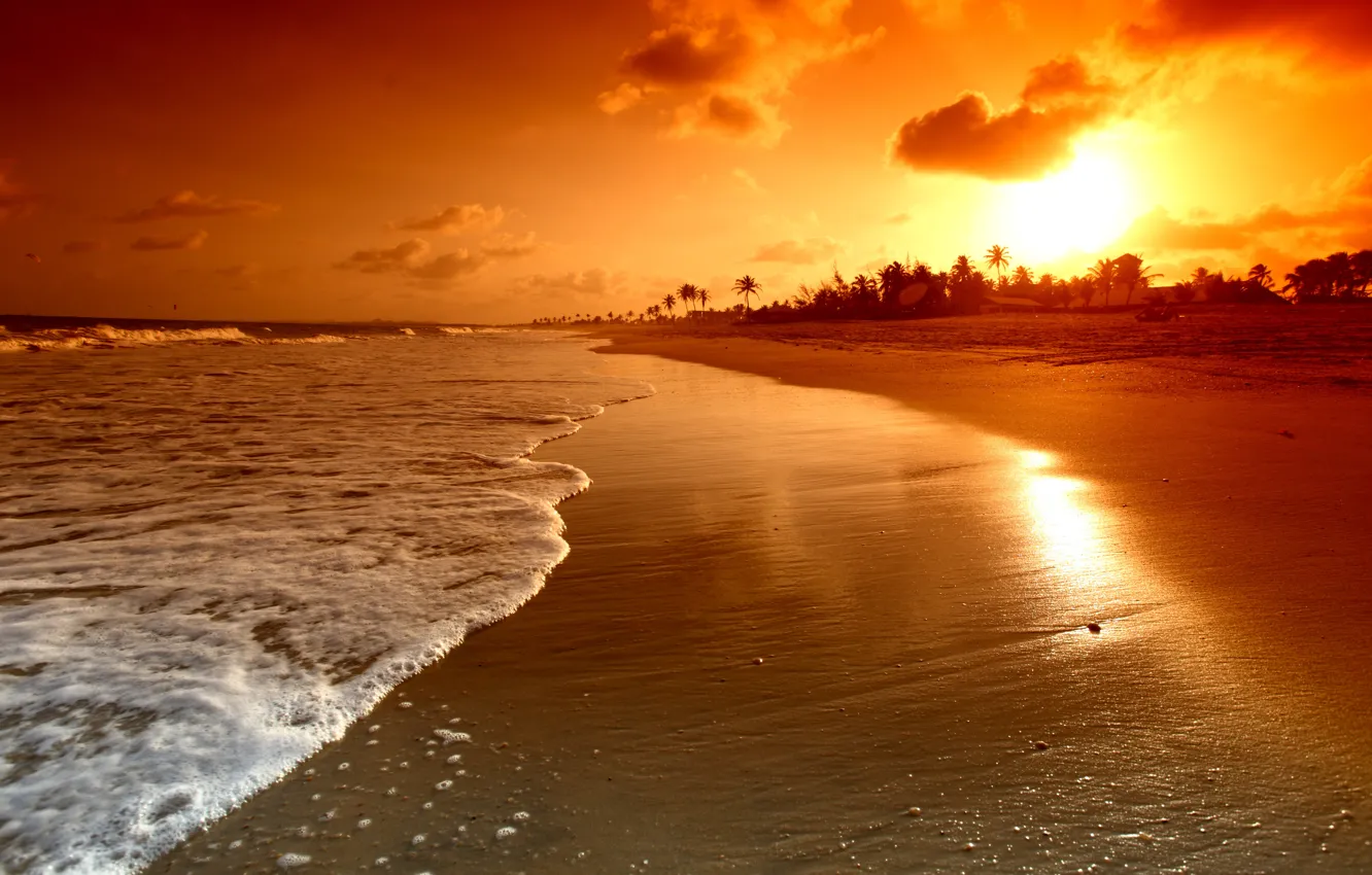Фото обои море, волны, пляж, небо, вода, облака, пейзаж, природа
