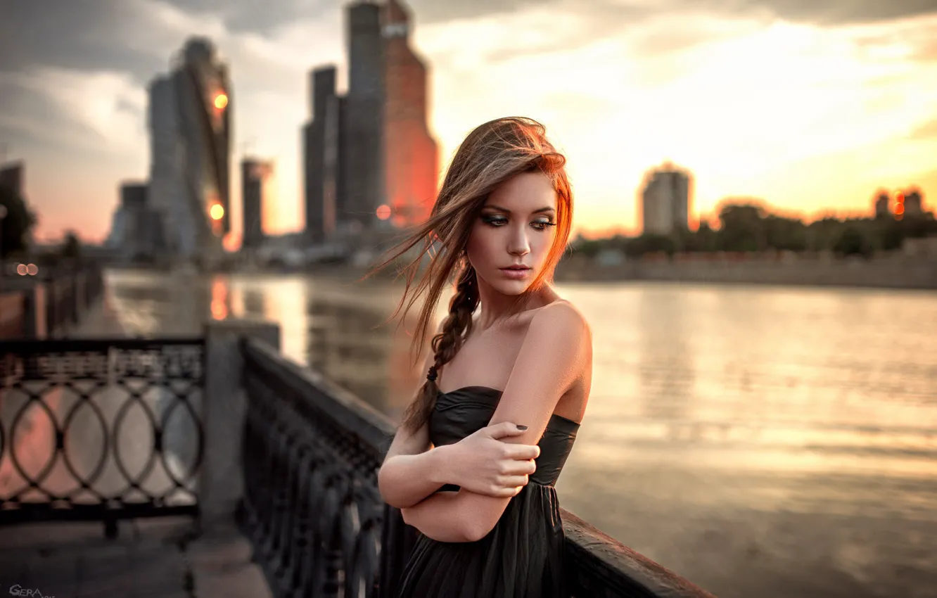 Фото обои city, river, model, Ksenia Kokoreva