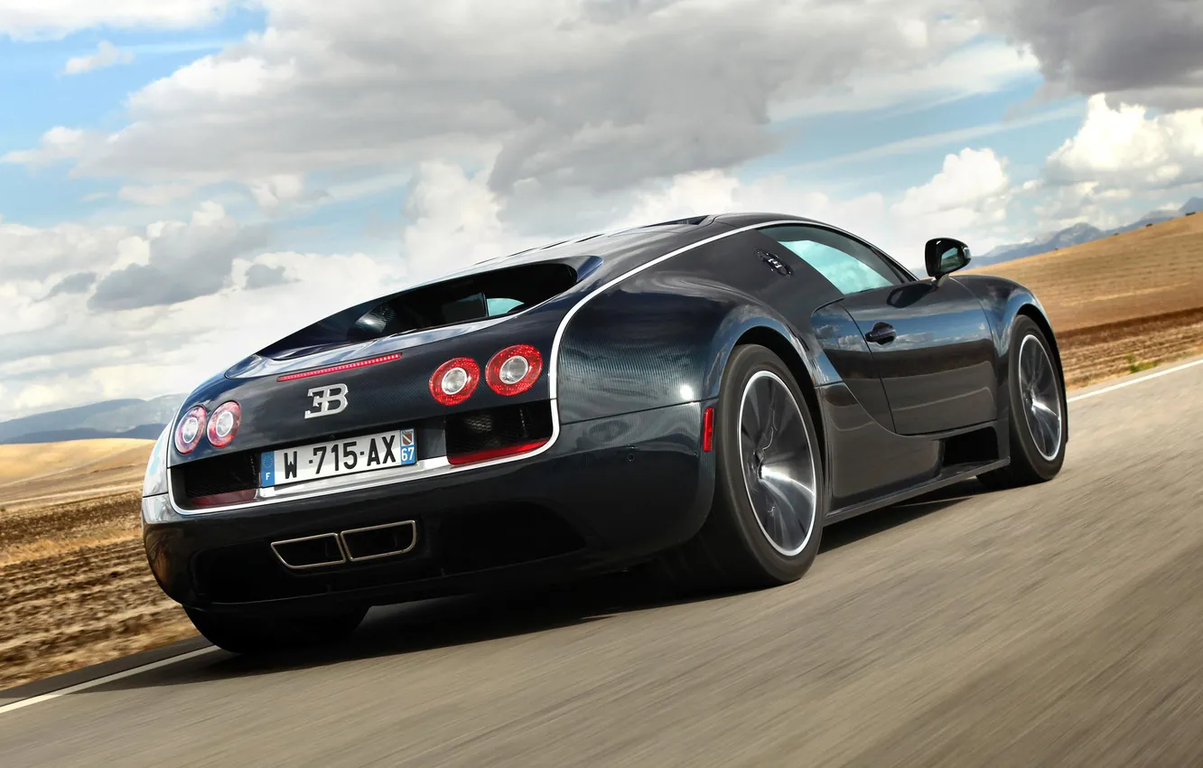 Фото обои суперкар, карбон, Bugatti Veyron, Super Sport, задок, гиперкар, 16.4